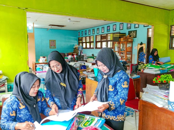 Panitia ASAS Ganjil MTsN 1 Bungo Mulai Terima Naskah Soal dari Guru Mata Pelajaran