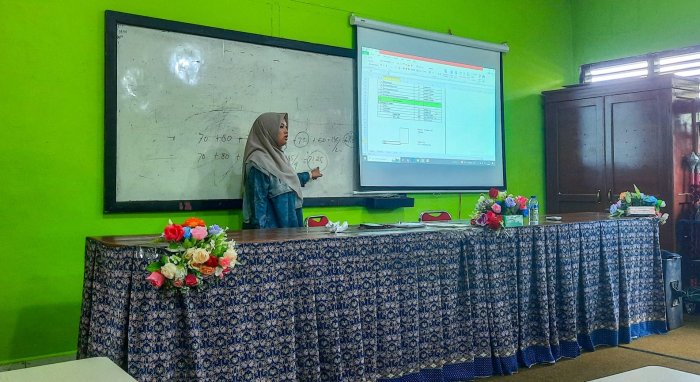 Waka Kurikulum Tekankan Afiliasi KBC dalam Perangkat Pembelajaran MTsN 1 Bungo