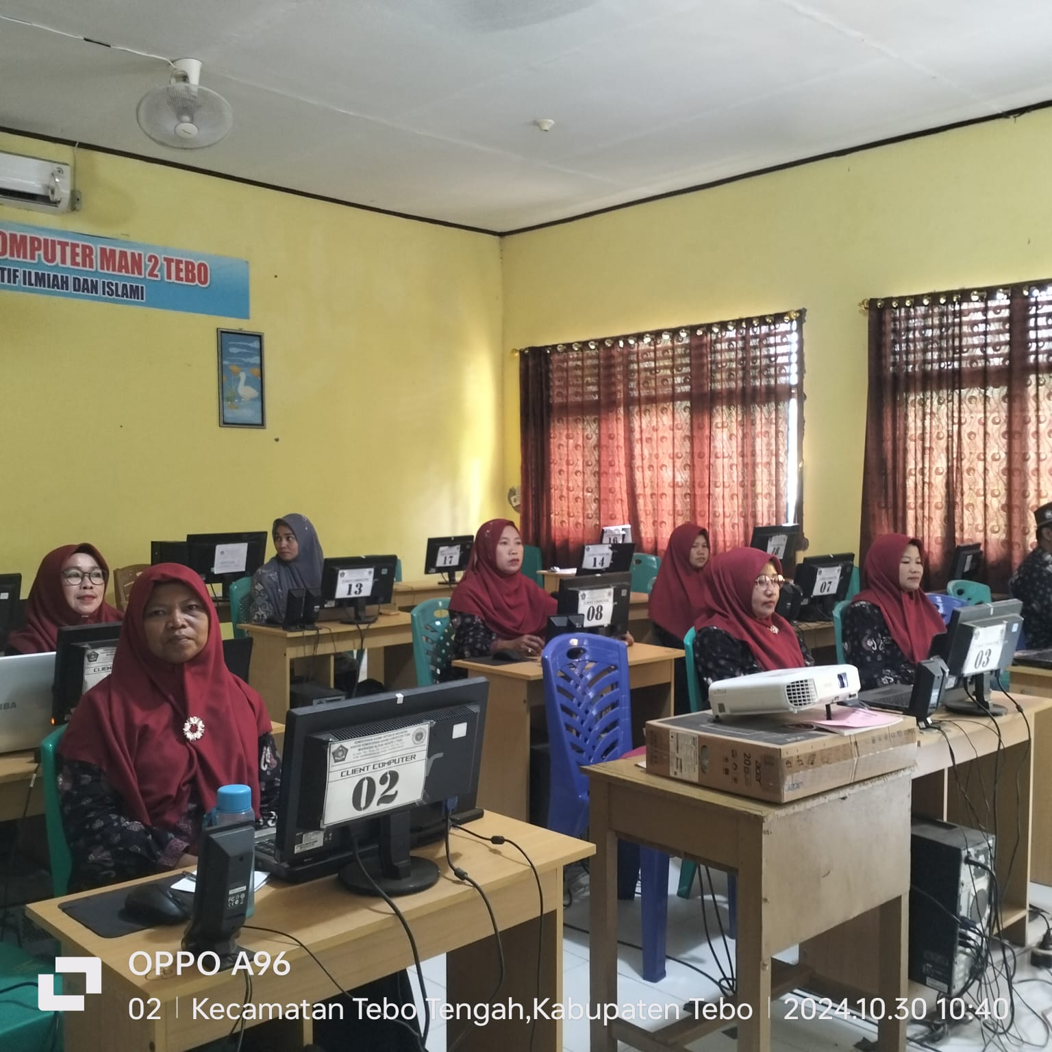 UJI COBA ASESMEN KOMPETENSI GURU DI TITIK LOKASI MAN 2 TEBO BERJALAN SUKSES UJI COBA ASESMEN KOMPETENSI GURU DI TITIK LOKASI MAN 2 TEBO BERJALAN SUKSES