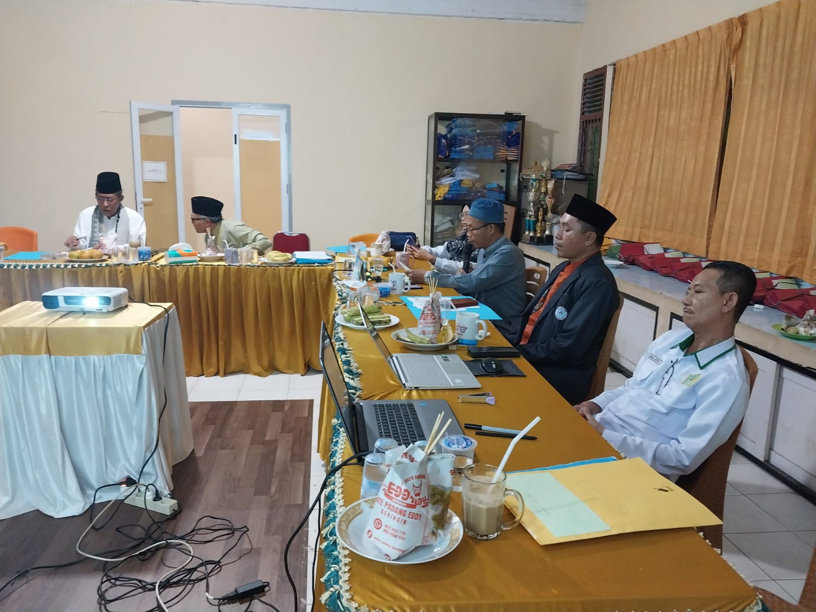 Komite dan Madrasah Mantapkan Sinergi, Evaluasi Kinerja dan Rancang Program Tahun Ajaran Baru Komite dan Madrasah Mantapkan Sinergi, Evaluasi Kinerja dan Rancang Program Tahun Ajaran Baru