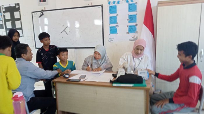 Siswa MTsN 2 Bungo Jalani Cek Kesehatan Gratis dari UPT Puskesmas Rimbo Tengah Siswa MTsN 2 Bungo Jalani Cek Kesehatan Gratis dari UPT Puskesmas Rimbo Tengah