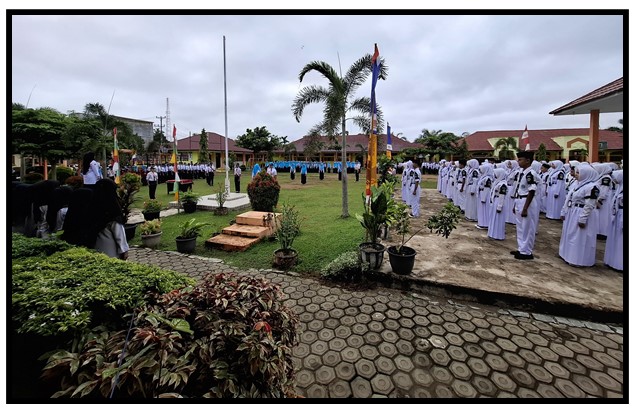 UPACARA BENDERA PERDANA SEMESTER GENAP DI MTs N 1 TEBO: DISIPLIN DAN CINTA TANAH AIR UPACARA BENDERA PERDANA SEMESTER GENAP DI MTs N 1 TEBO: DISIPLIN DAN CINTA TANAH AIR