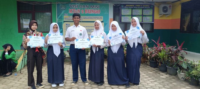 Siswa MTsN 2 Bungo Juara Lomba Mendongeng Antar Kelas Siswa MTsN 2 Bungo Juara Lomba Mendongeng Antar Kelas