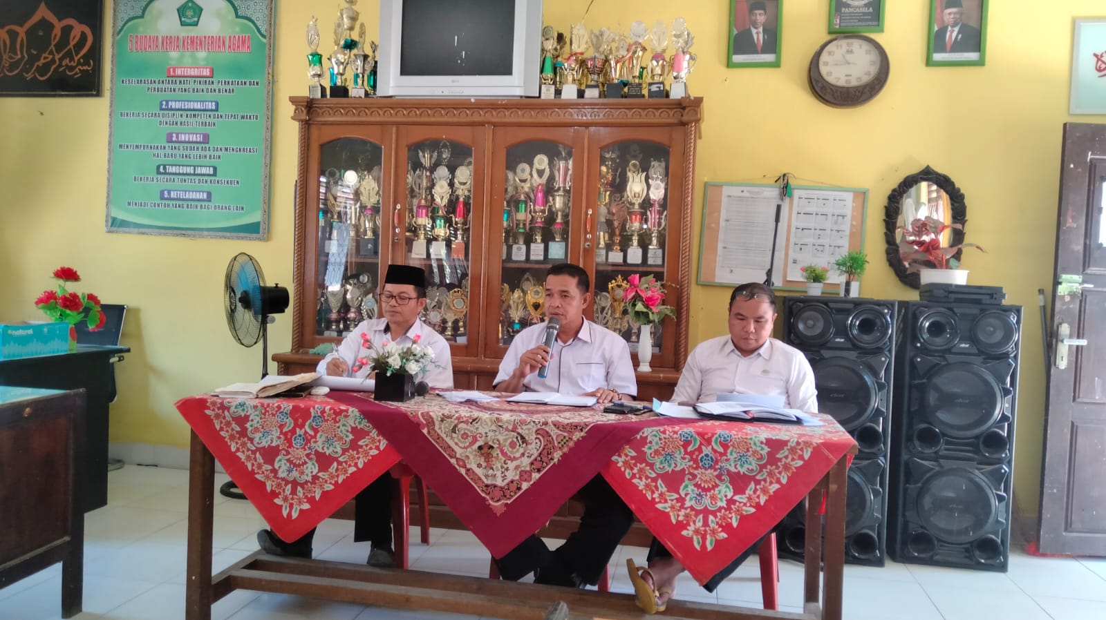Rapat Pembagian Tugas Tahun Ajaran 2024/2025 di MTsN 2 Bungo