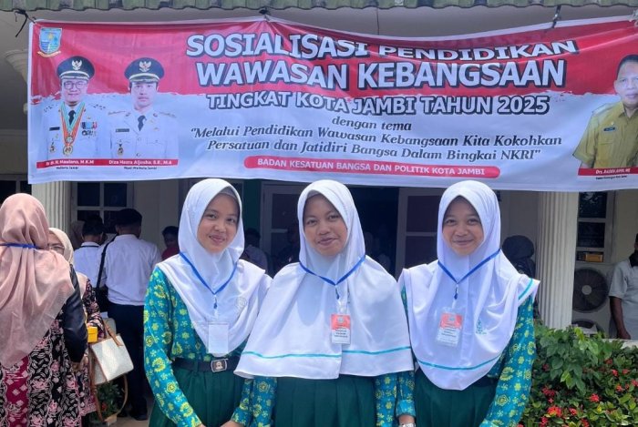 Calon Ketua OSIM MAN 2 Kota Jambi Ikuti Sosialisasi Wawasan Kebangsaan Calon Ketua OSIM MAN 2 Kota Jambi Ikuti Sosialisasi Wawasan Kebangsaan