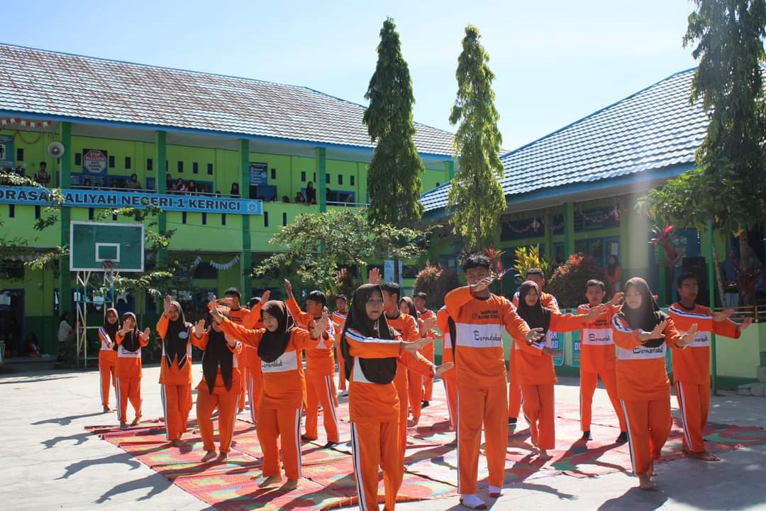 Ekstra Senam di Sekolah: Wadah Baru untuk Gaya Hidup Sehat Siswa Ekstra Senam di Sekolah: Wadah Baru untuk Gaya Hidup Sehat Siswa