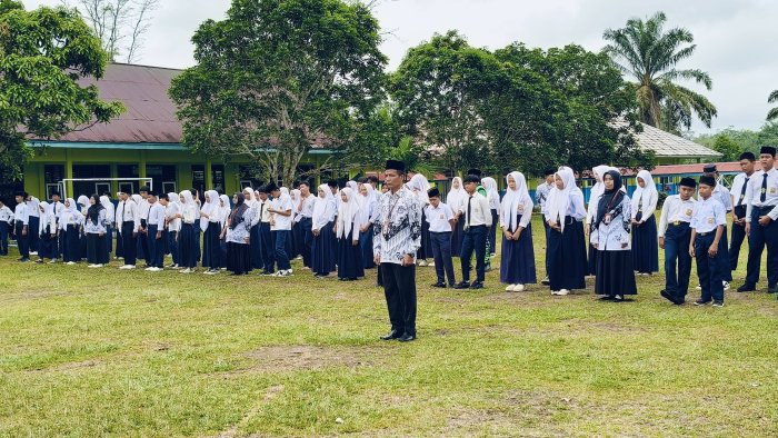 MTsN 5 Tebo Peringati HGN ke-80: Merawat Semesta dengan Cinta
