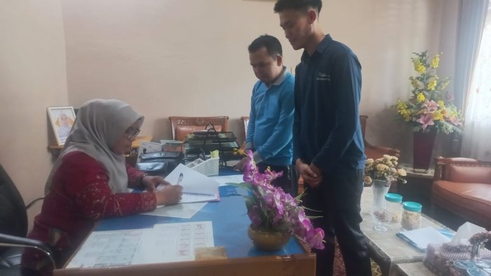 MAN 2 Bungo Gelar Bimbingan dan Laporan Akhir Aktualisasi Latsar CPNS: Wujud Dedikasi ASN Profesional dan Berintegritas MAN 2 Bungo Gelar Bimbingan dan Laporan Akhir Aktualisasi Latsar CPNS: Wujud Dedikasi ASN Profesional dan Berintegritas