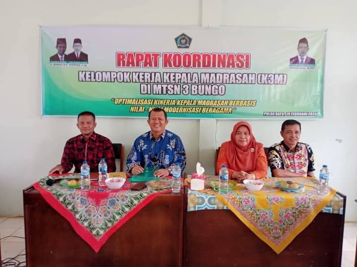 KEPALA MTsN 2 BUNGO IKUTI RAPAT KOORDINASI KEGIATAN KELOMPOK KERJA KEPALA MADRASAH (K3M) KEPALA MTsN 2 BUNGO IKUTI RAPAT KOORDINASI KEGIATAN KELOMPOK KERJA KEPALA MADRASAH (K3M)