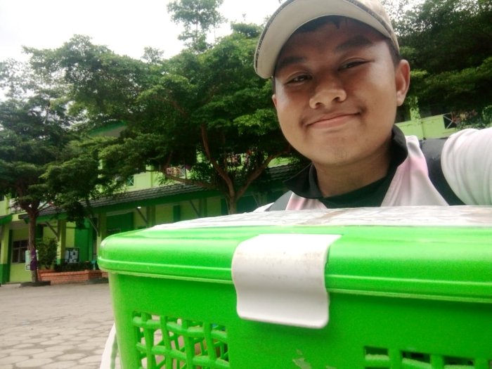 Belajar Mandiri Lewat Jualan, Niel Bercita-cita Punya Cafe Bakery Belajar Mandiri Lewat Jualan, Niel Bercita-cita Punya Cafe Bakery