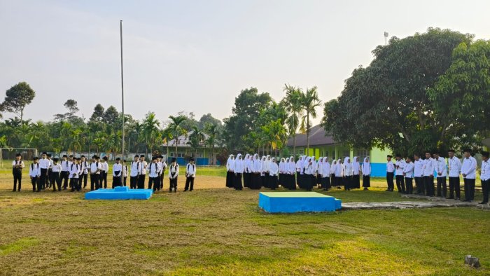 Kepala Madrasah Resmi Buka Masa Taaruf Siswa Baru