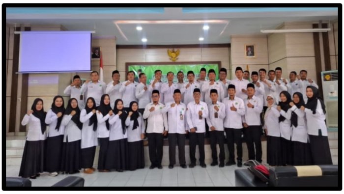 Tingkatkan Akurasi Data ASN, Staf MTsN 1 Tebo Ikuti Pemutakhiran Data Kepegawaian Tahun 2026 Tingkatkan Akurasi Data ASN, Staf MTsN 1 Tebo Ikuti Pemutakhiran Data Kepegawaian Tahun 2026