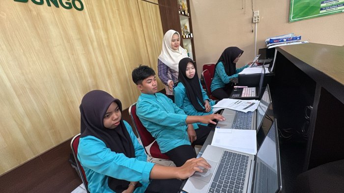 Simulasi OMI 2026 Sesi Pertama Berjalan Lancar, Siswa Madrasah Siap Berkompetisi di Bidang Matematika Simulasi OMI 2026 Sesi Pertama Berjalan Lancar, Siswa Madrasah Siap Berkompetisi di Bidang Matematika