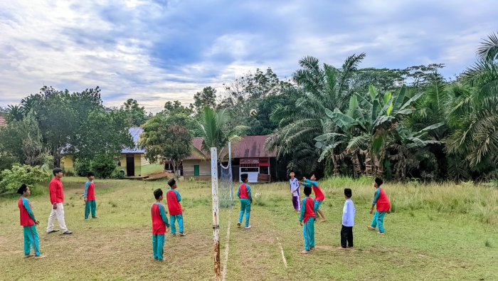 MIN 4 Tebo Seleksi Bibit Pemain Bola Voli OSM 2026 Dimulai dari Siswa Kelas 6B