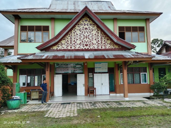 Rapor Dibagikan Hari Ini, MTsN 1 Bungo Dorong Siswa Raih Prestasi Lebih Baik Rapor Dibagikan Hari Ini, MTsN 1 Bungo Dorong Siswa Raih Prestasi Lebih Baik