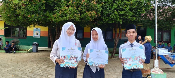 MTsN 2 Bungo Gelar Lomba Antar Kelas Tingkatkan Kreativitas MTsN 2 Bungo Gelar Lomba Antar Kelas Tingkatkan Kreativitas
