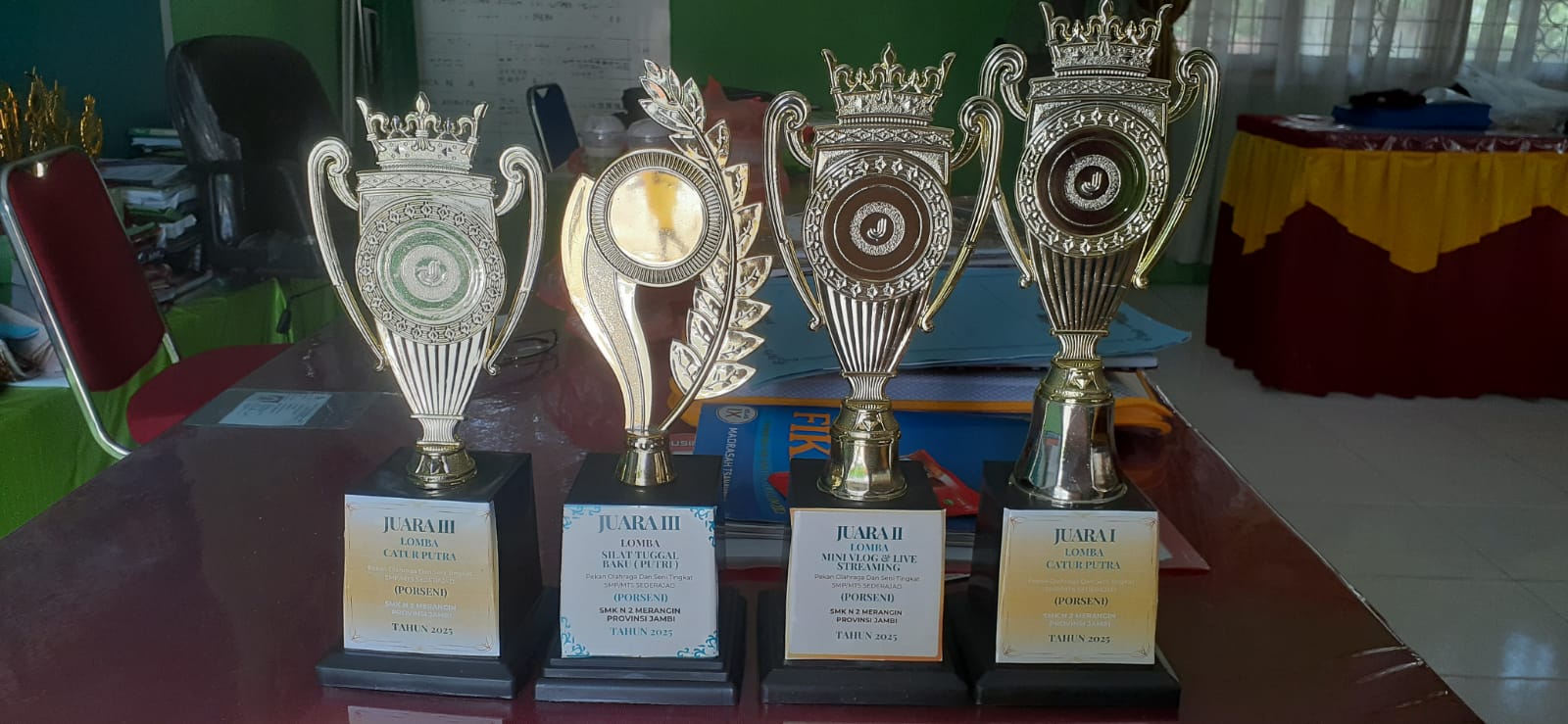 MTsN 1 Merangin Dominasi PORSENI SMK 2 Merangin dengan 4 Piala Bergengsi MTsN 1 Merangin Dominasi PORSENI SMK 2 Merangin dengan 4 Piala Bergengsi