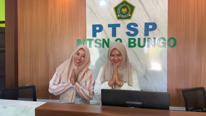 MTsN 2 Bungo Optimalkan PTSP Kami Siap Melayani dengan Sepenuh Hati MTsN 2 Bungo Optimalkan PTSP Kami Siap Melayani dengan Sepenuh Hati