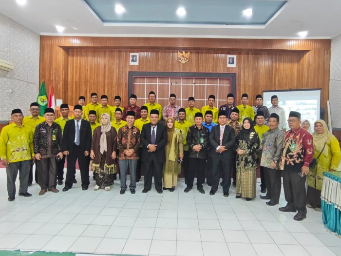 Kepala MTsN 1 Bungo Hadiri Pelantikan Serentak Kepala KUA oleh Ditjen Bimas Islam Kemenag RI Kepala MTsN 1 Bungo Hadiri Pelantikan Serentak Kepala KUA oleh Ditjen Bimas Islam Kemenag RI
