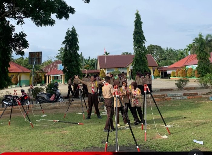 Pramuka MAN 2 Tebo Rutin Gelar Latihan Setiap Jumat Pramuka MAN 2 Tebo Rutin Gelar Latihan Setiap Jumat