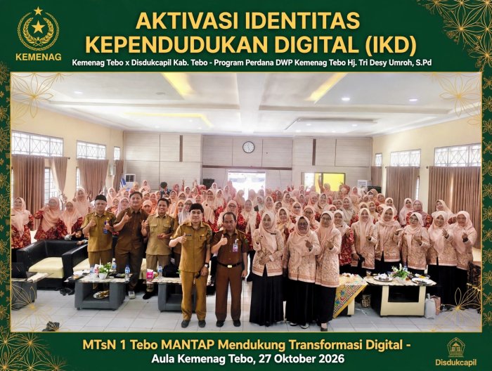 Dukung Era Digital, Kepala MTsN 1 Tebo Bersama Guru Aktifkan Identitas Kependudukan Digital di Kemenag Tebo
