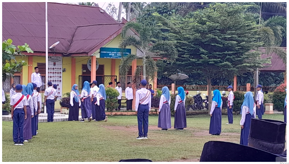 PERINGATI HARI KEBANGKITAN NASIONAL KE-117, MTsN 1 TEBO LAKSANAKAN UPACARA PERINGATI HARI KEBANGKITAN NASIONAL KE-117, MTsN 1 TEBO LAKSANAKAN UPACARA