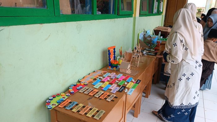 Bukti Semangat Berkarya Siswa MIN 4 Tebo Hiasi Galeri Perpisahan PPLK Bukti Semangat Berkarya Siswa MIN 4 Tebo Hiasi Galeri Perpisahan PPLK