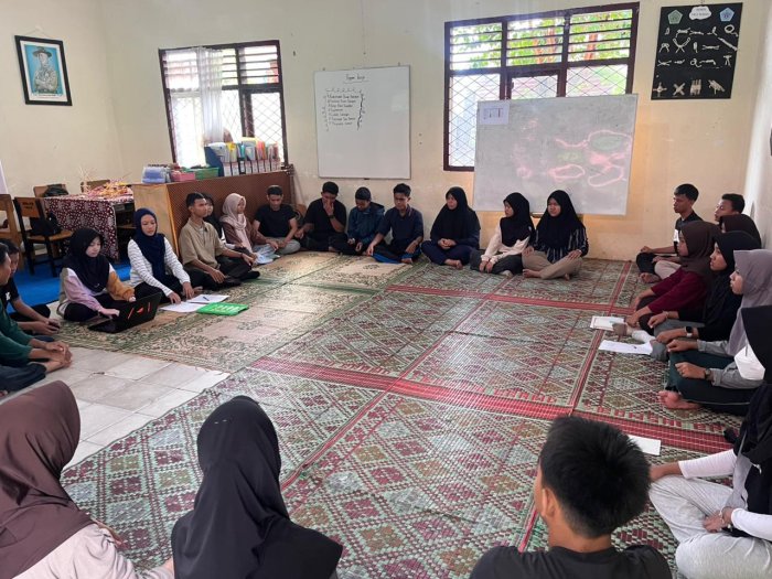 Rapat Strategis Ambalan Sunan Kalijaga - Cut Nyak Dien Mantapkan Pembekalan dan Pelantikan Pengurus Dewan Ambalan Rapat Strategis Ambalan Sunan Kalijaga - Cut Nyak Dien Mantapkan Pembekalan dan Pelantikan Pengurus Dewan Ambalan