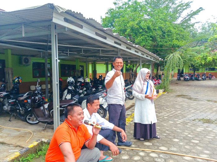 Wali Kelas Turut Meriahkan Classmeeting MTsN 1 Bungo, Dukungan Penuh untuk Siswa