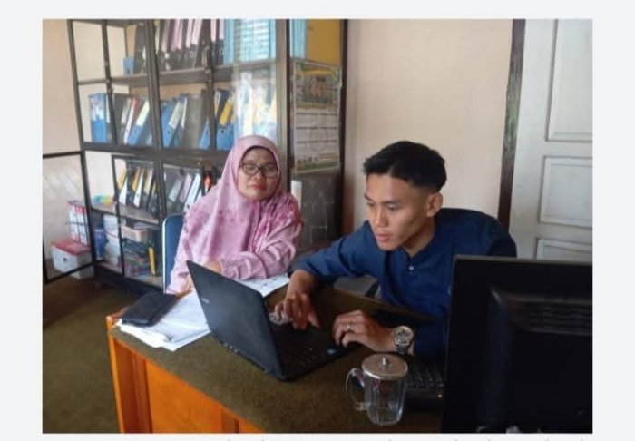 Guru Informatika MAN 2 Bungo Siapkan Soal ASAS Ganjil Guru Informatika MAN 2 Bungo Siapkan Soal ASAS Ganjil