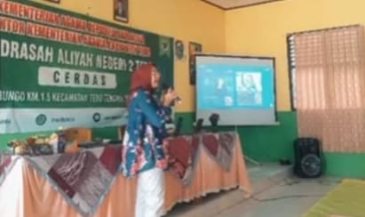 MAN 2 TEBO Mengikuti Sosialisasi  Livin  dari KCP, Bank Mandiri Tebo.