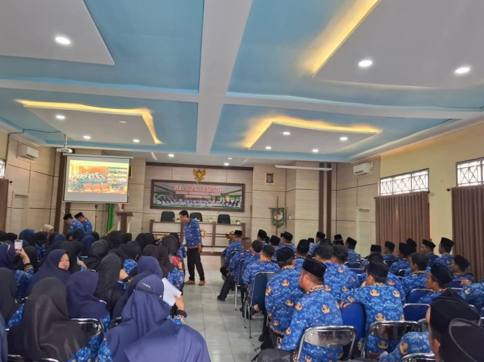 Guru PPPK MIN 4 Tebo Ikuti Pembinaan Kepegawaian Guru PPPK MIN 4 Tebo Ikuti Pembinaan Kepegawaian