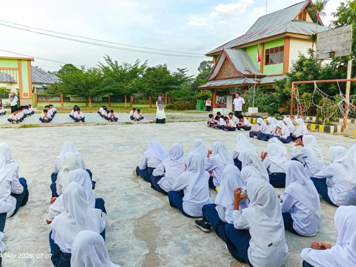 Disiplin dan Keseriusan Siswa MTsN 1 Bungo Semakin Meningkat, Kepala Madrasah Berikan Apresiasi Disiplin dan Keseriusan Siswa MTsN 1 Bungo Semakin Meningkat, Kepala Madrasah Berikan Apresiasi