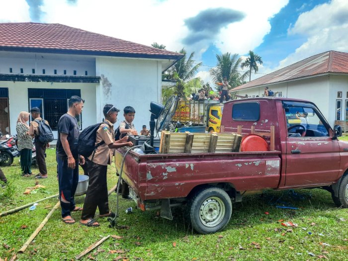 Si Merah Siaga Antar Jemput Peralatan Selama Jambore Ranting 2025 Si Merah Siaga Antar Jemput Peralatan Selama Jambore Ranting 2025