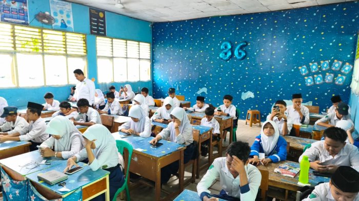 ASAT Berbasis Online di MTsN 3 Kota Jambi Berjalan Lancar, Sistem Ujian Dukung Kejujuran Peserta