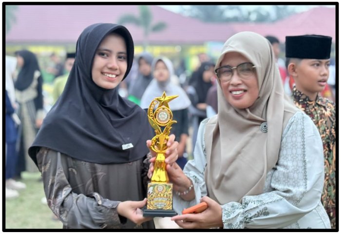 Borong Gelar Juara, MTsN 1 Tebo Raih Juara 1 Puisi Putra dan Putri pada KOMPASMA Tingkat Kabupaten Tebo