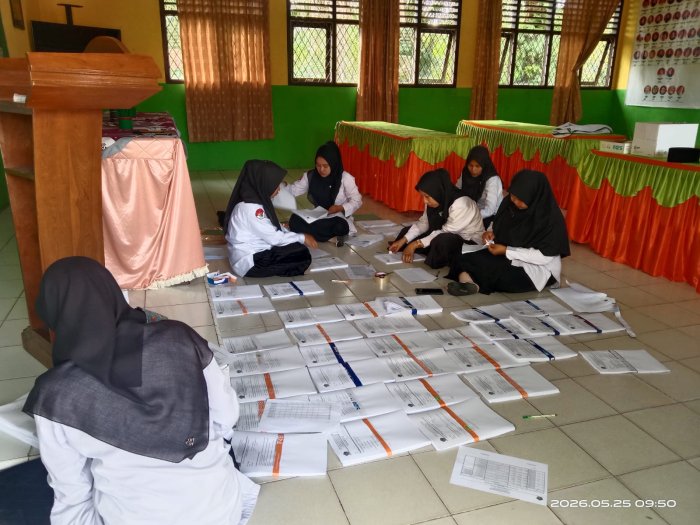 Panitia ASAS MAN 2 Tebo Matangkan Persiapan Jelang Ujian Akhir Semester Panitia ASAS MAN 2 Tebo Matangkan Persiapan Jelang Ujian Akhir Semester