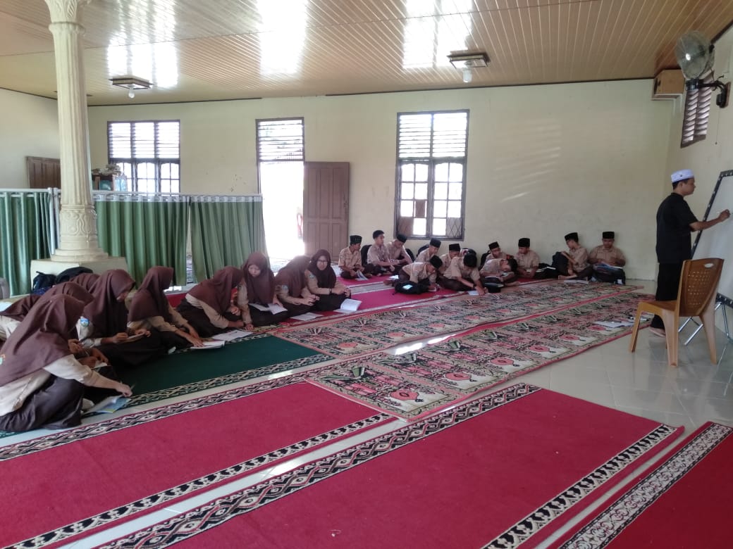 KELAS TAHFIZD MTs NEGERI 2 BUNGO