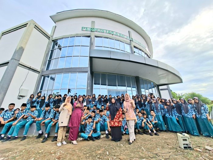 Sumbang 133 Pengunjung Perpustakaan Daerah dalam Memeriahkan Bulan Bahasa
