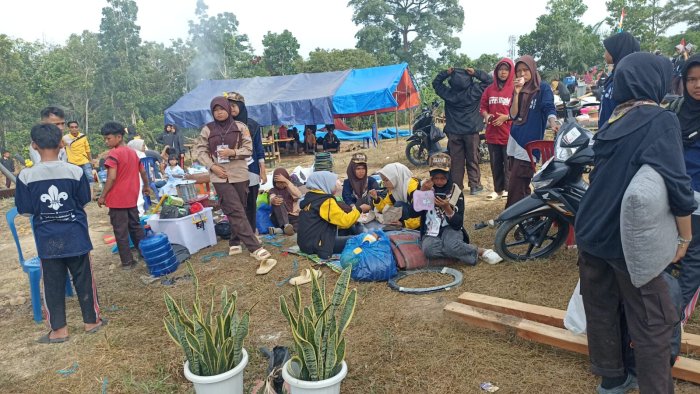 Jambore Cadika MTsN 2 Bungo Resmi Ditutup dengan Pembongkaran Tenda Jambore Cadika MTsN 2 Bungo Resmi Ditutup dengan Pembongkaran Tenda