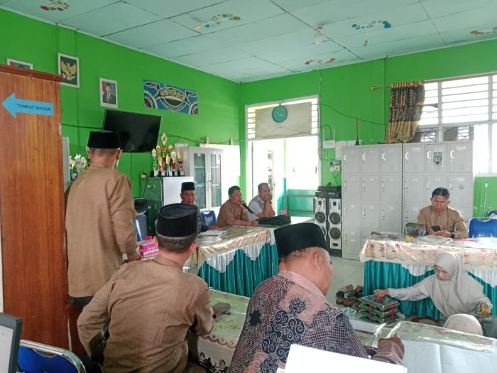 Madrasah Gelar Rapat Persiapan Matang Rapat Koordinasi Guna Memastikan Kelancaran Pelaksanaan Ujian Madrasah Gelar Rapat Persiapan Matang Rapat Koordinasi Guna Memastikan Kelancaran Pelaksanaan Ujian