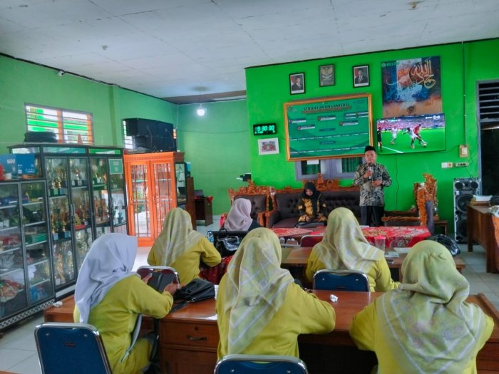 MIN 3 Tebo Terima Kunjungan Pengawas dalam Rangka Monitoring dan Evaluasi