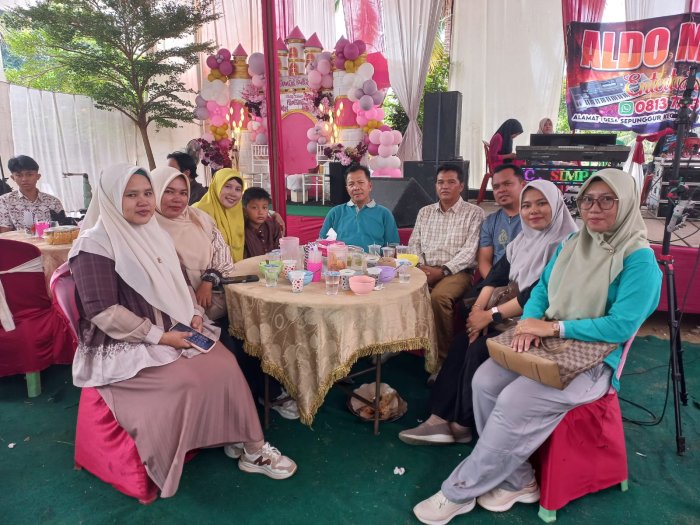 Humas MAN 2 Bungo Hadiri Undangan Khitanan Keponakan Salah Satu Guru di Sungai Binjai Humas MAN 2 Bungo Hadiri Undangan Khitanan Keponakan Salah Satu Guru di Sungai Binjai