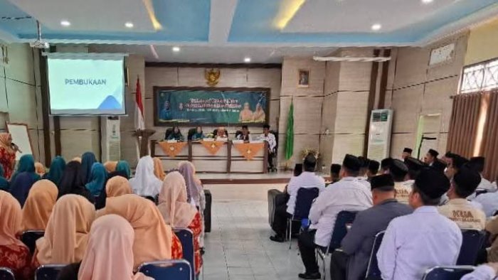 Kepala MIN 4 Tebo Hadiri ToT Calon Muallim Metode 30 Menit Baca Al-Quran di Aula Kemenag Tebo Kepala MIN 4 Tebo Hadiri ToT Calon Muallim Metode 30 Menit Baca Al-Quran di Aula Kemenag Tebo