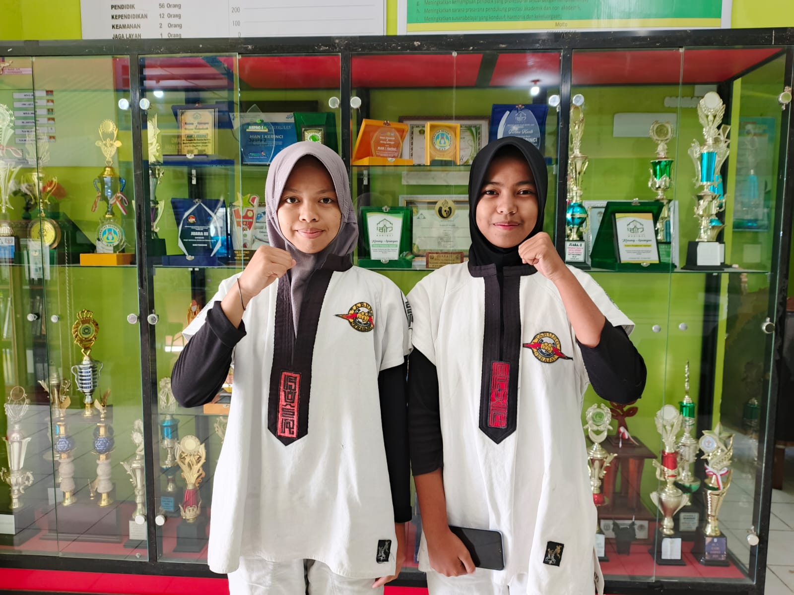 Alhamdulillah hasil yang tidak sia-sia, Siswa MAN 1 Kerinci Raih Medali Perak dan Perunggu di Ajang Tarung Derajat Tingkat Provinsi