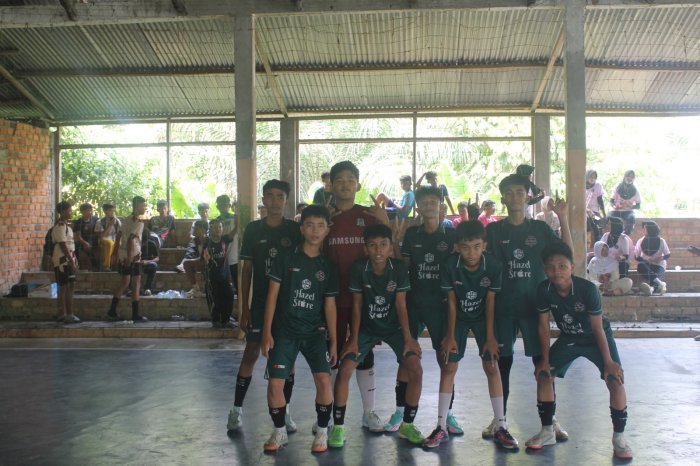 Tim Futsal MTsN 1 Tebo Juara KOMPAS Madrasah Zona 2 Tim Futsal MTsN 1 Tebo Juara KOMPAS Madrasah Zona 2