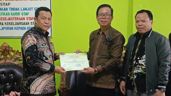 Perpisahan Hangat Mahasiswa PPL IAIN Kerinci di MAN 1 Kerinci, Pengalaman Berharga untuk Calon Pendidik Perpisahan Hangat Mahasiswa PPL IAIN Kerinci di MAN 1 Kerinci, Pengalaman Berharga untuk Calon Pendidik