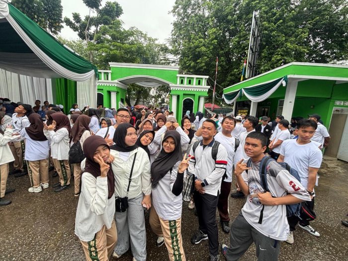 Jalan Santai Kerukunan Meriahkan HAB ke-80 Kementerian Agama di Kanwil Kemenag Provinsi Jambi