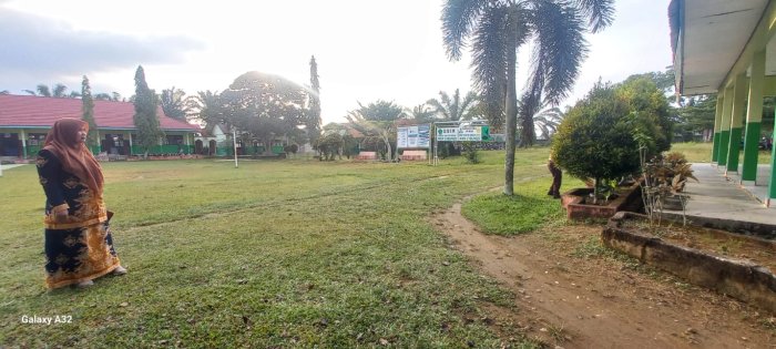 Pagi Cerah Penuh Semangat di MAN 2 Bungo, Awali Hari dengan Energi Positif Pagi Cerah Penuh Semangat di MAN 2 Bungo, Awali Hari dengan Energi Positif