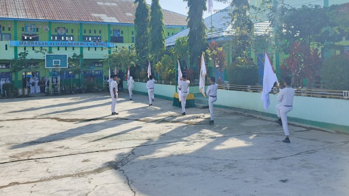 Pelantikan Seluruh Organisasi Siswa MAN 1 Kerinci, Wujudkan Regenerasi Pemimpin Muda yang Disiplin dan Berintegritas Pelantikan Seluruh Organisasi Siswa MAN 1 Kerinci, Wujudkan Regenerasi Pemimpin Muda yang Disiplin dan Berintegritas